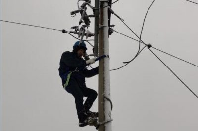 韩城市供电公司启动雨雪冰冻应急预案